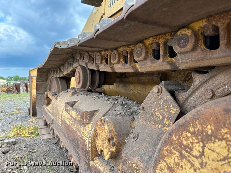 image for item DO5088 1997 Caterpillar 953C  track loader