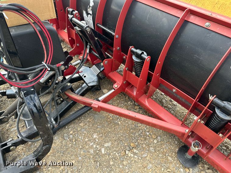 image for item DO5090 Hiniker  9'W snow plow