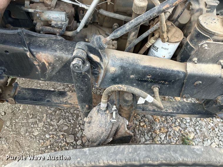 image for item DO5091 1989 Mack R688ST  water truck