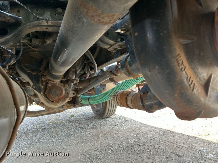 image for item DO5091 1989 Mack R688ST  water truck