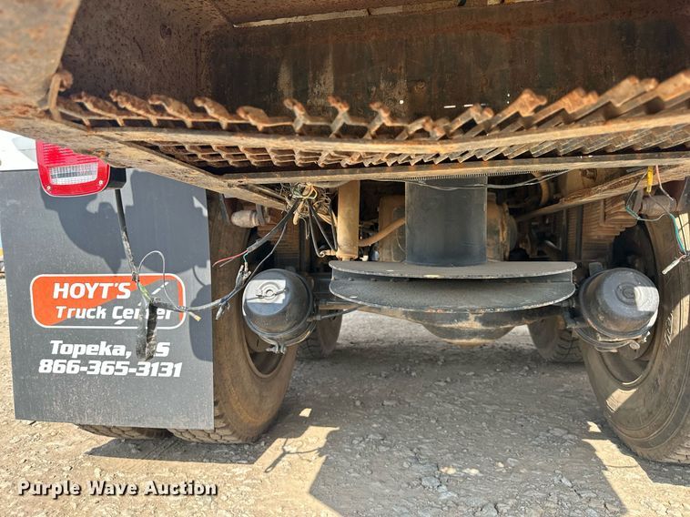 image for item DO5091 1989 Mack R688ST  water truck