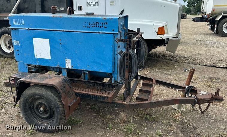 image for item DO5093 Miller  welder/generator