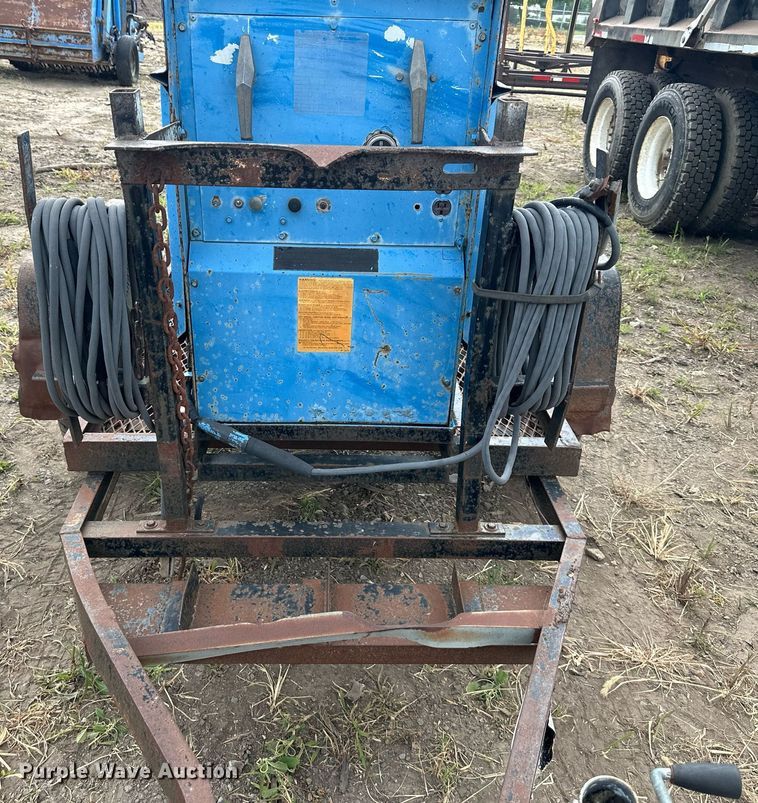 image for item DO5093 Miller  welder/generator