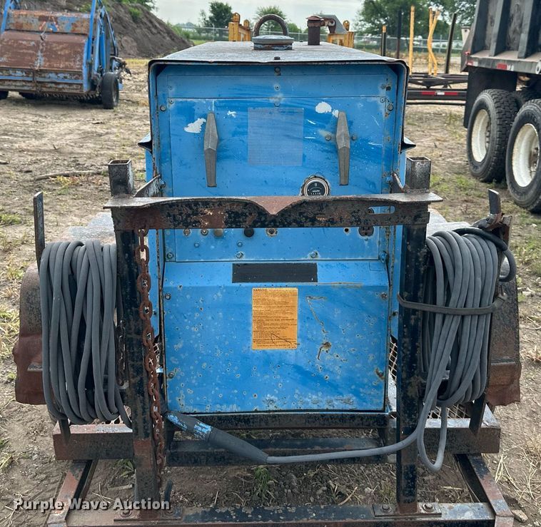 image for item DO5093 Miller  welder/generator