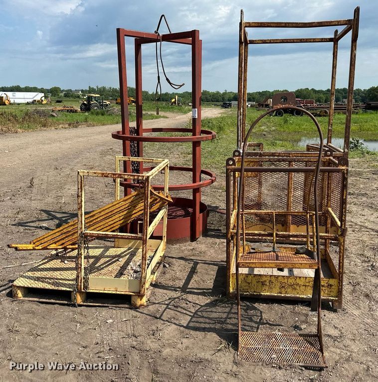 image for item DO5097 (4) man baskets