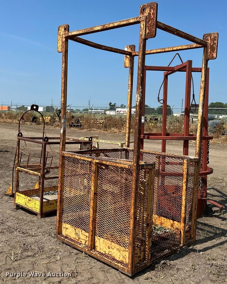 image for item DO5097 (4) man baskets