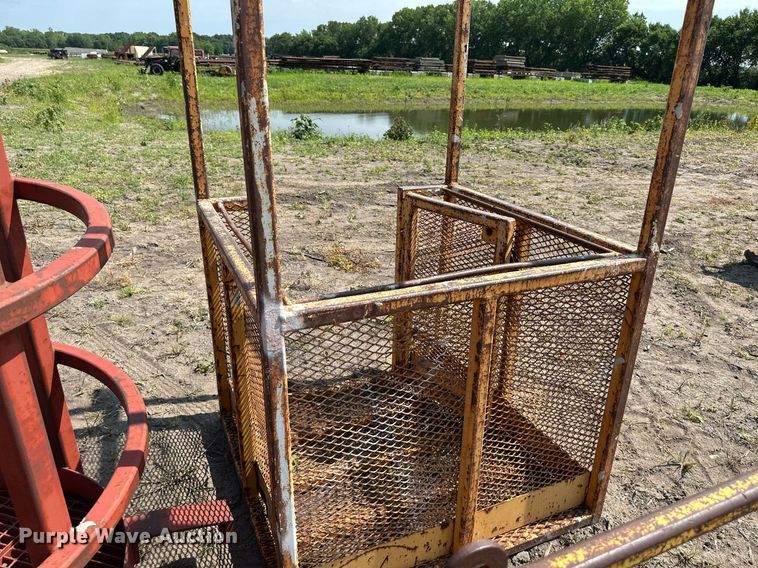 image for item DO5097 (4) man baskets