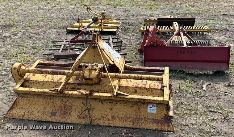 image for item DO5104 (7) pieces of ag equipment