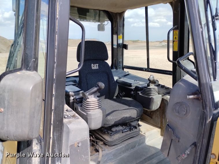 image for item DP3270 2008 Caterpillar D6K XL  dozer