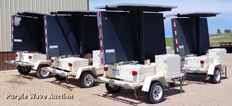 image for item DP3274 (6) 2007 American Signal message board trailers