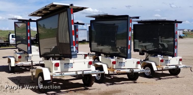 image for item DP3274 (6) 2007 American Signal message board trailers