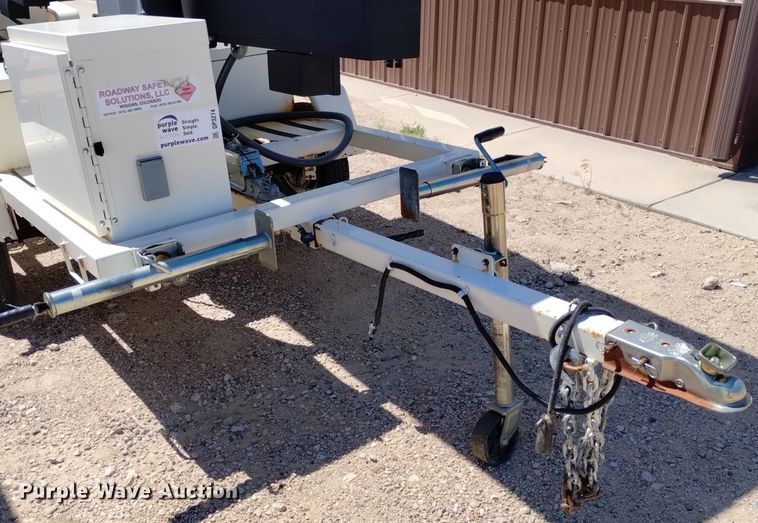 image for item DP3274 (6) 2007 American Signal message board trailers