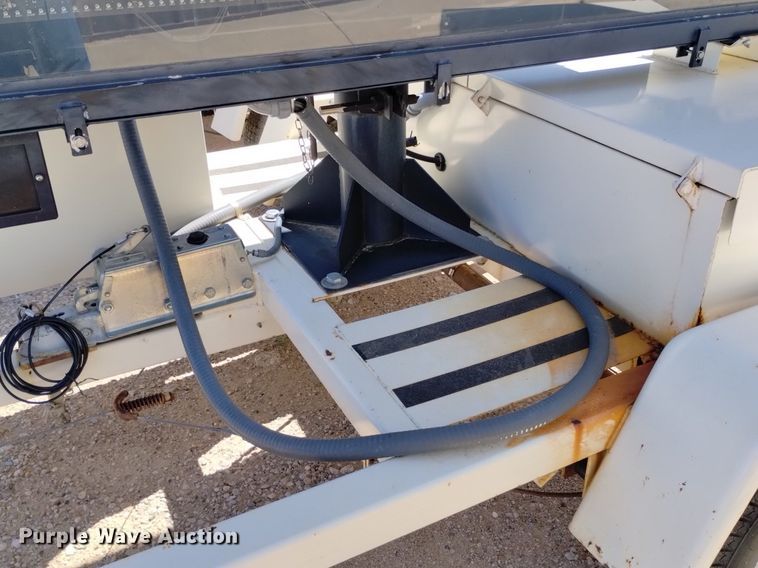 image for item DP3274 (6) 2007 American Signal message board trailers