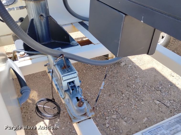 image for item DP3274 (6) 2007 American Signal message board trailers