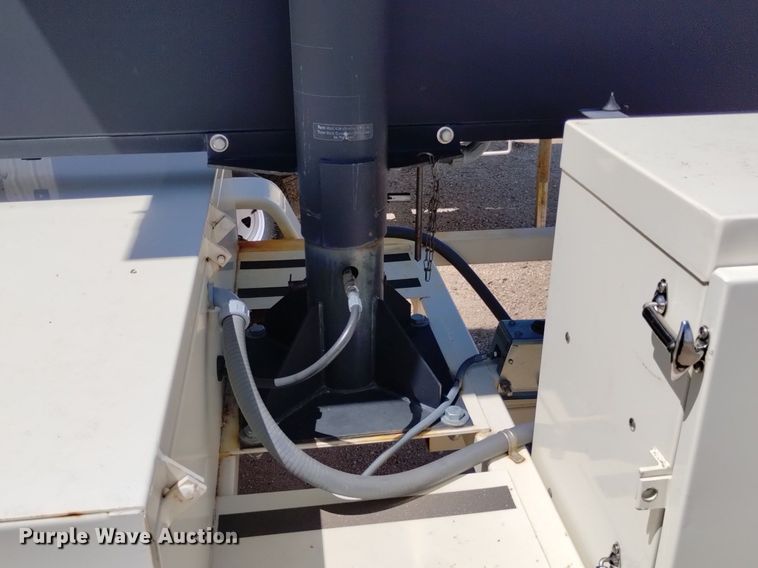 image for item DP3274 (6) 2007 American Signal message board trailers