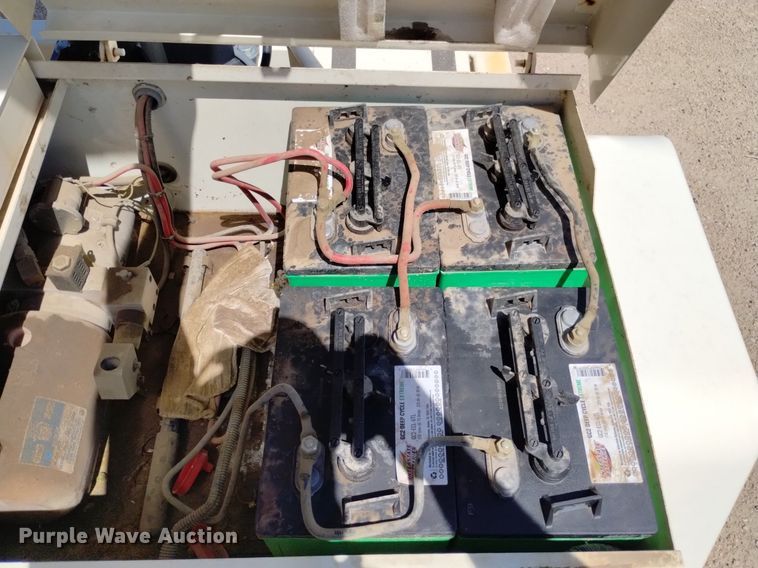 image for item DP3274 (6) 2007 American Signal message board trailers