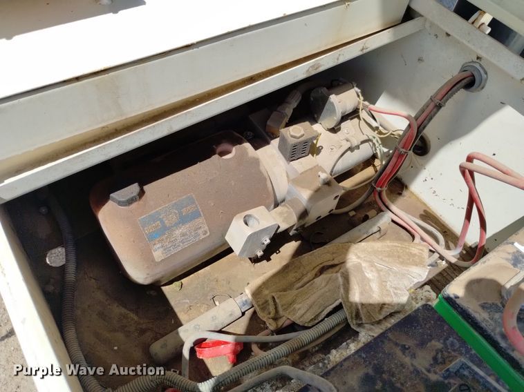 image for item DP3274 (6) 2007 American Signal message board trailers