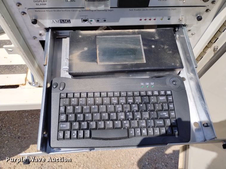 image for item DP3274 (6) 2007 American Signal message board trailers