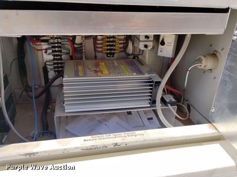 image for item DP3274 (6) 2007 American Signal message board trailers