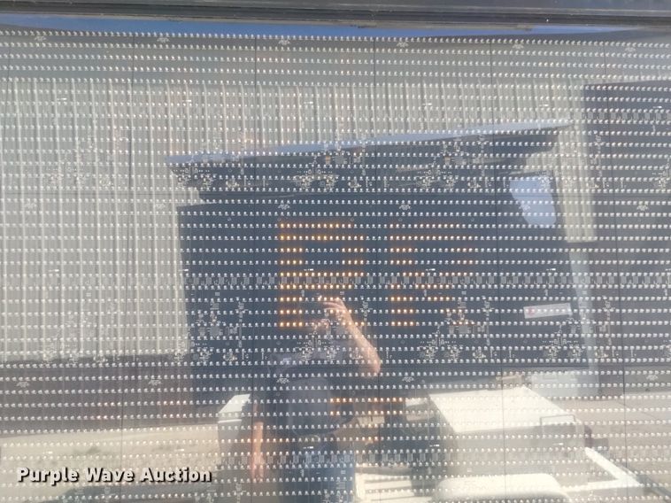 image for item DP3274 (6) 2007 American Signal message board trailers