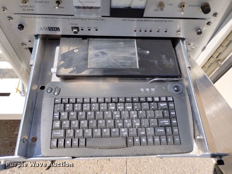 image for item DP3274 (6) 2007 American Signal message board trailers