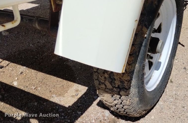 image for item DP3274 (6) 2007 American Signal message board trailers