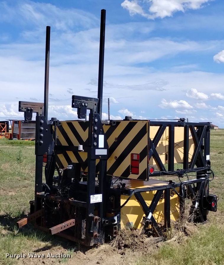 image for item DP3275 2005 Energy Absorption Systems Safe-Stop  crash attenuator