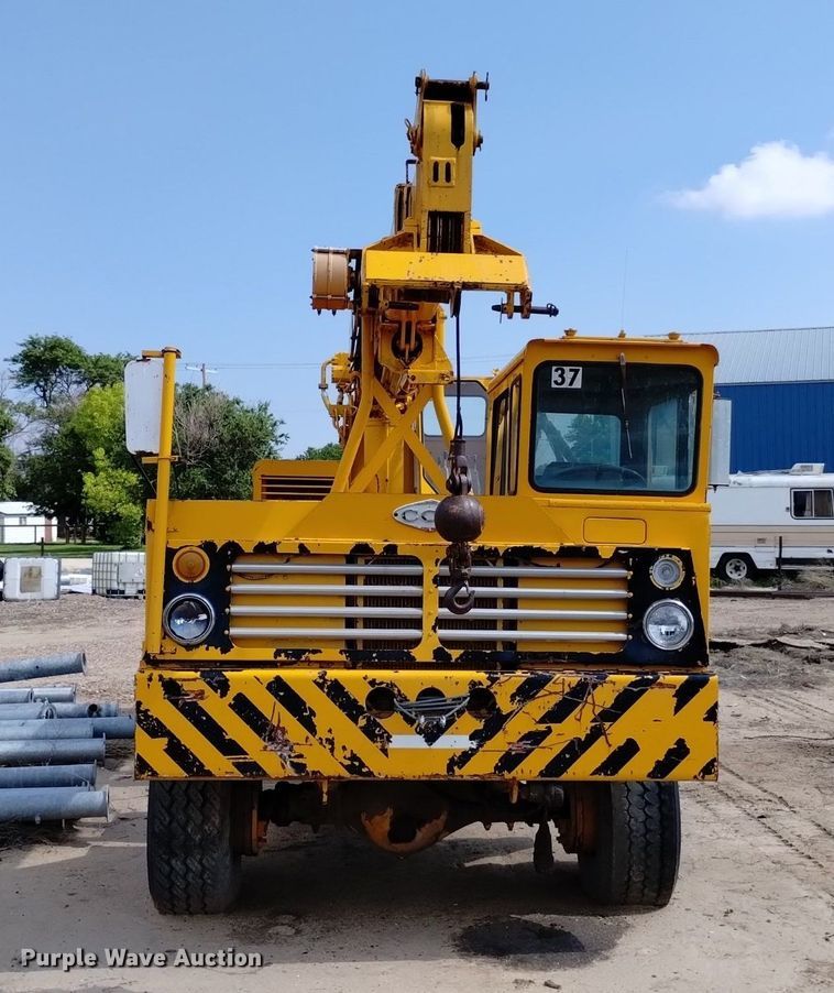 image for item DP3295 Galion 150T  crane