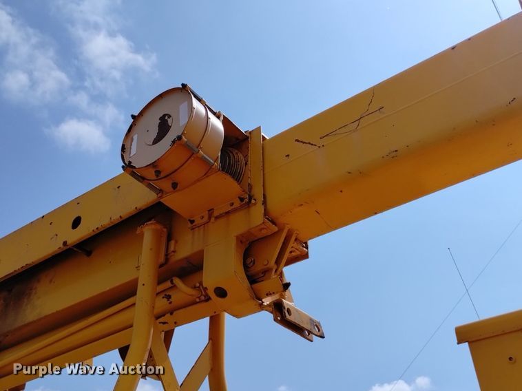 image for item DP3295 Galion 150T  crane