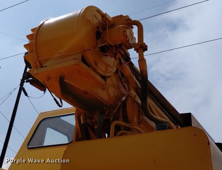 image for item DP3295 Galion 150T  crane