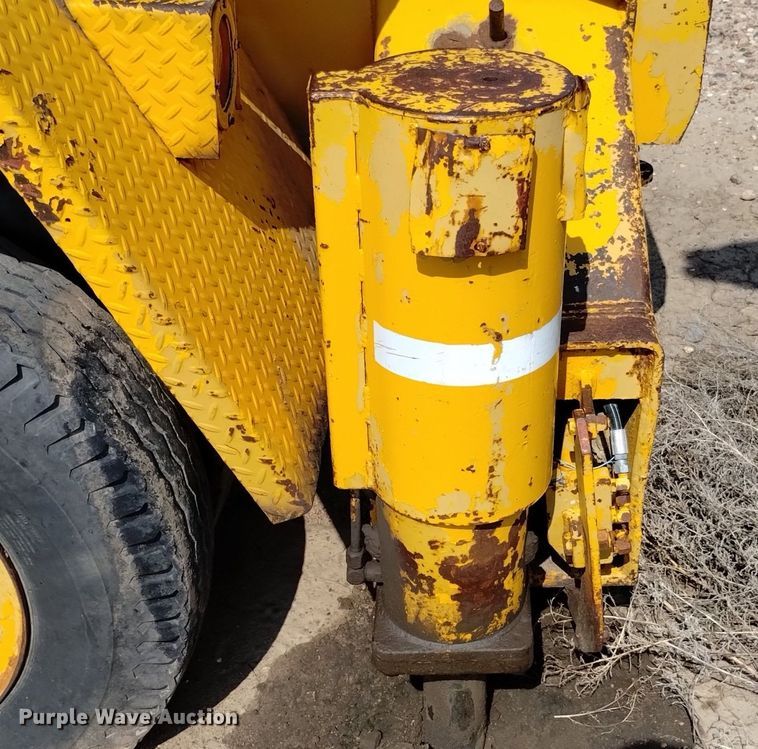 image for item DP3295 Galion 150T  crane