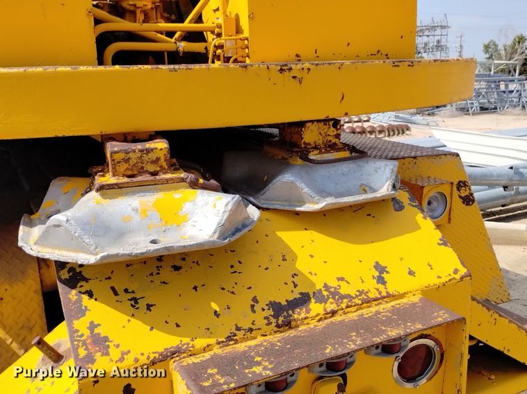 image for item DP3295 Galion 150T  crane