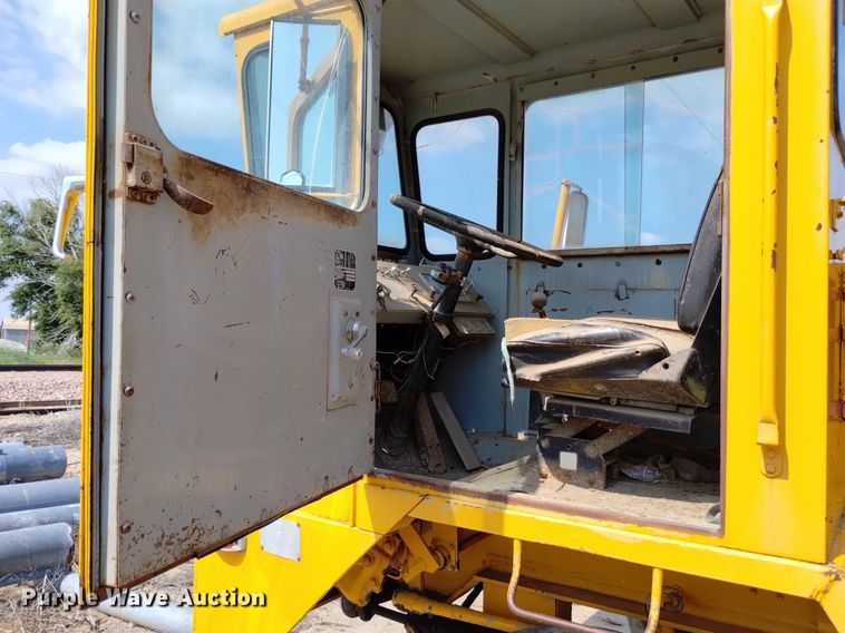 image for item DP3295 Galion 150T  crane