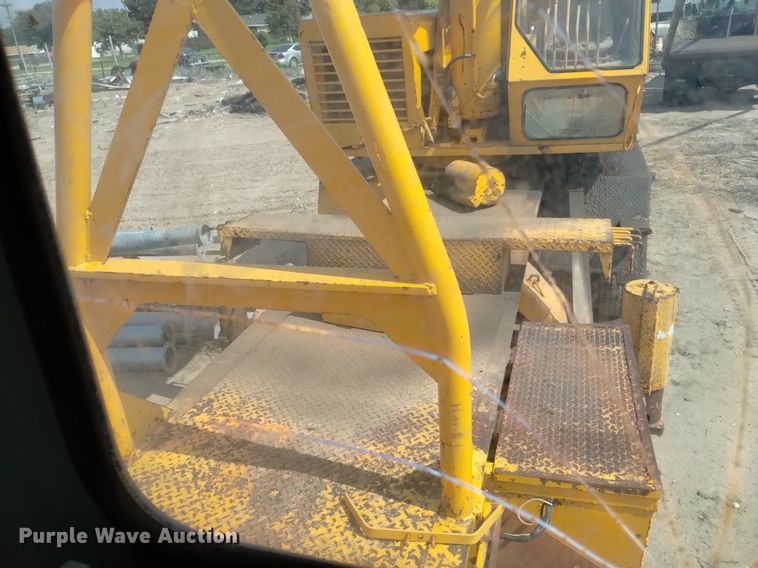 image for item DP3295 Galion 150T  crane