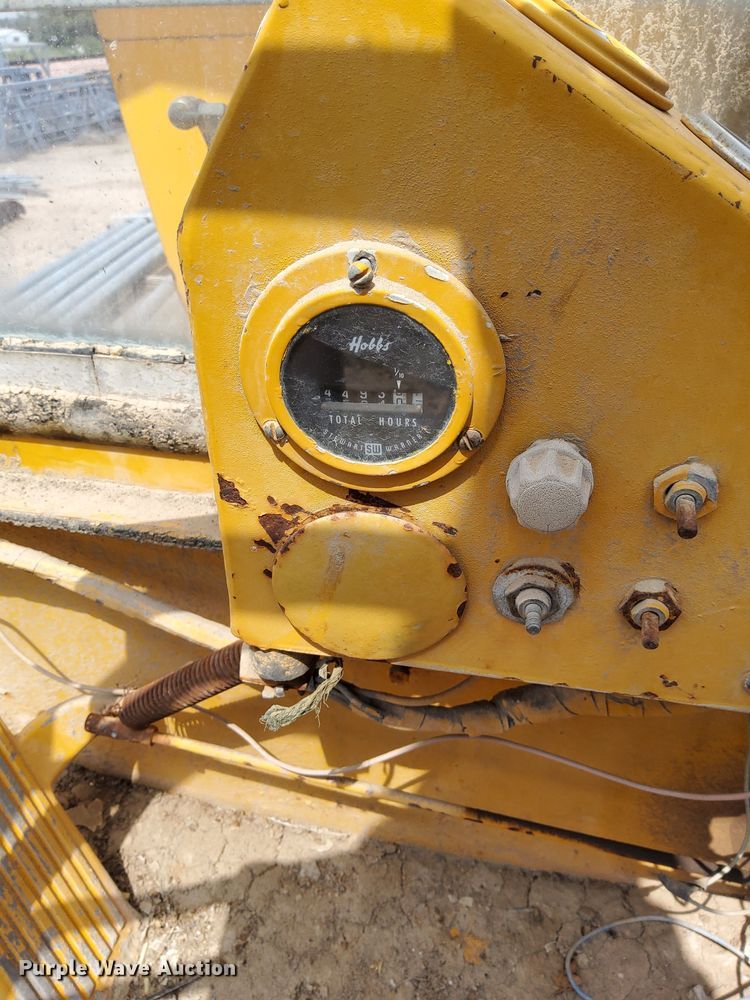 image for item DP3295 Galion 150T  crane