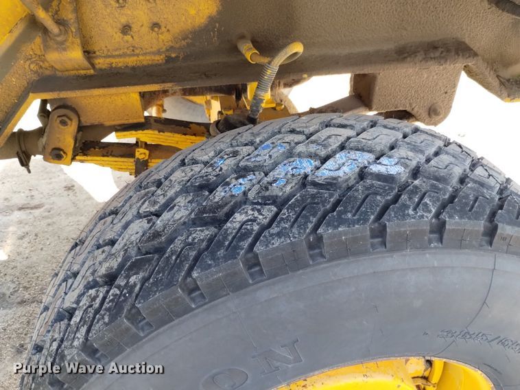 image for item DP3295 Galion 150T  crane