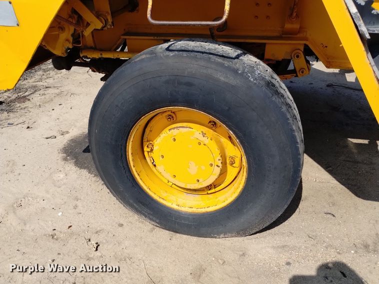 image for item DP3295 Galion 150T  crane