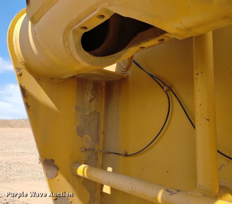 image for item DP3314 1981 Caterpillar 631D  water wagon