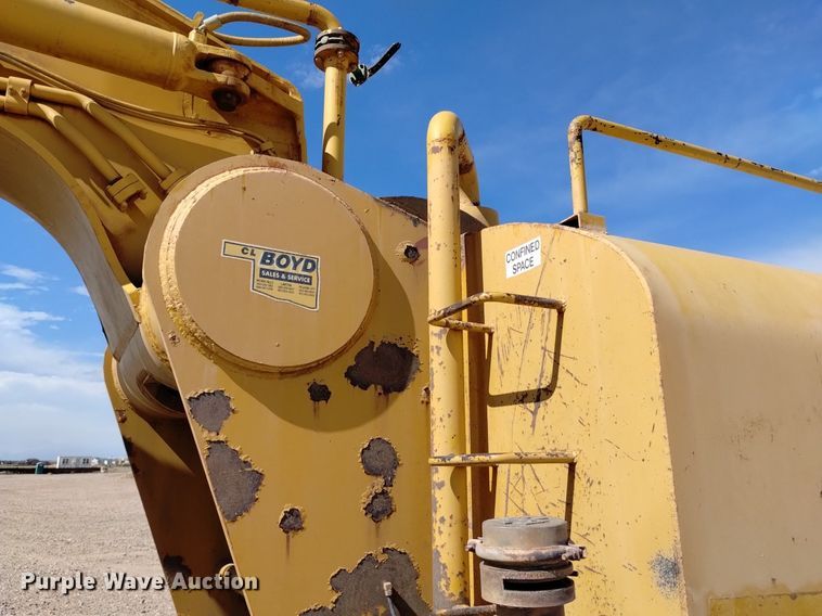 image for item DP3314 1981 Caterpillar 631D  water wagon