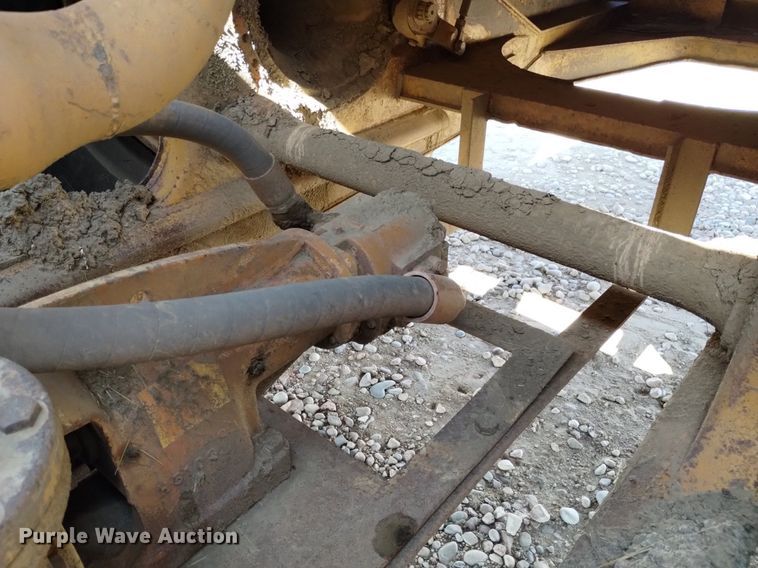 image for item DP3314 1981 Caterpillar 631D  water wagon