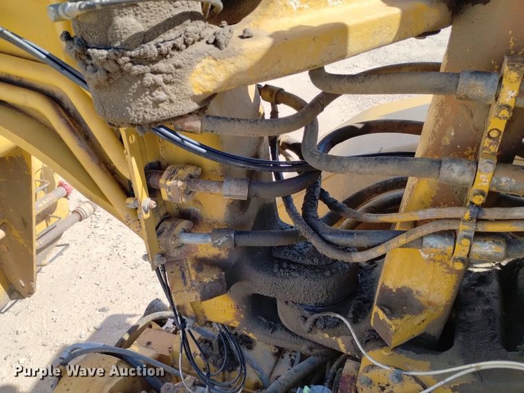 image for item DP3314 1981 Caterpillar 631D  water wagon