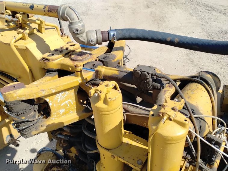 image for item DP3314 1981 Caterpillar 631D  water wagon