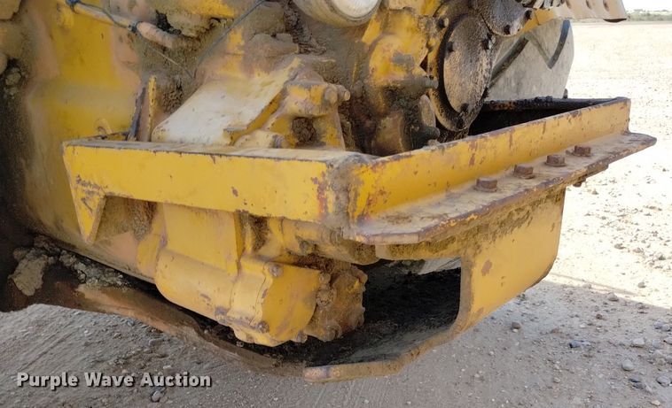 image for item DP3314 1981 Caterpillar 631D  water wagon