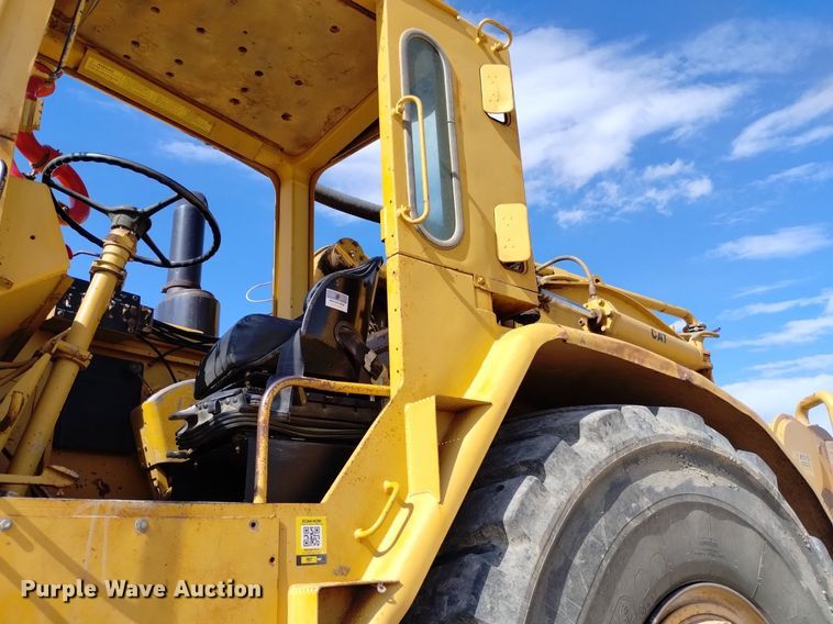 image for item DP3314 1981 Caterpillar 631D  water wagon