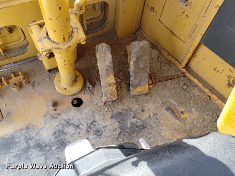 image for item DP3314 1981 Caterpillar 631D  water wagon