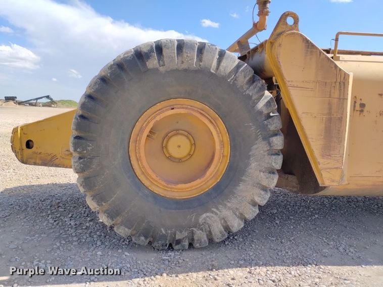 image for item DP3314 1981 Caterpillar 631D  water wagon