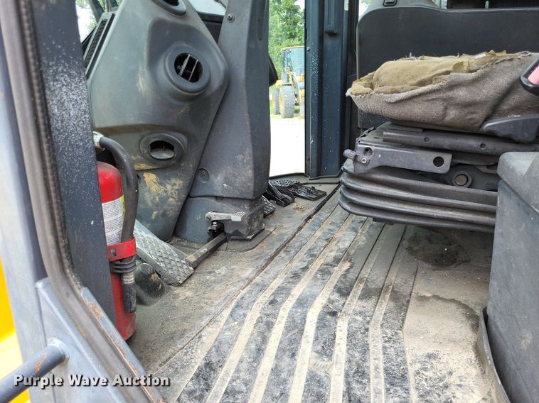 image for item DP5179 2012 John Deere 444K  wheel loader