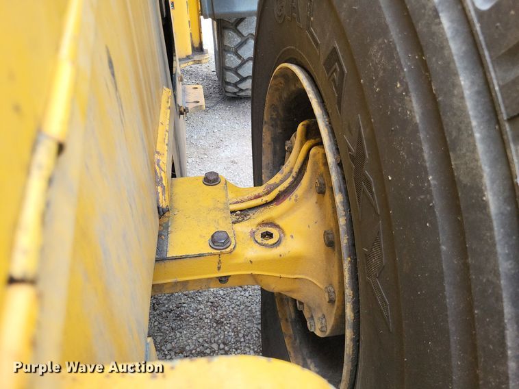 image for item DP5179 2012 John Deere 444K  wheel loader