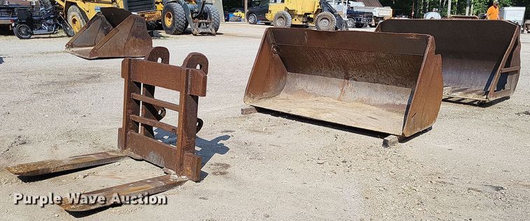 image for item DP5180 (3) wheel loader attachments