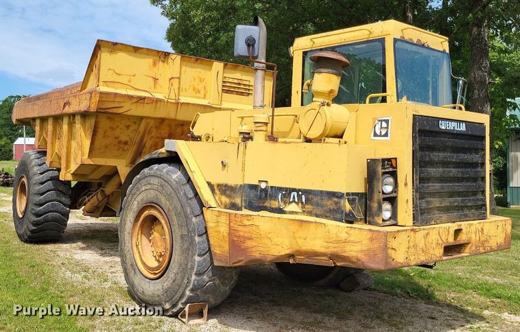 image for item DP5181 1990 Caterpillar D25D  haul truck
